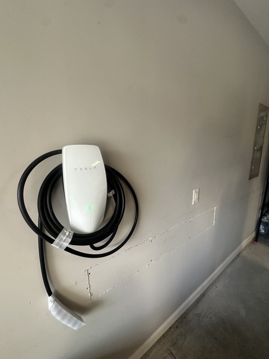 Tesla charger electrical connection and mounting bracket
